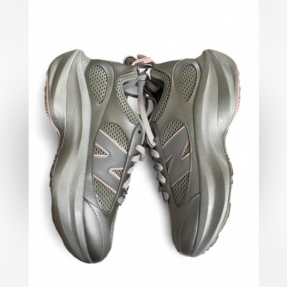 NEW GANNI x New Balance Silver and Pink WRPD Runner UNISEX main image 13